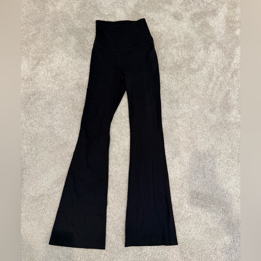 Lululemon highrise flare leggings EUC